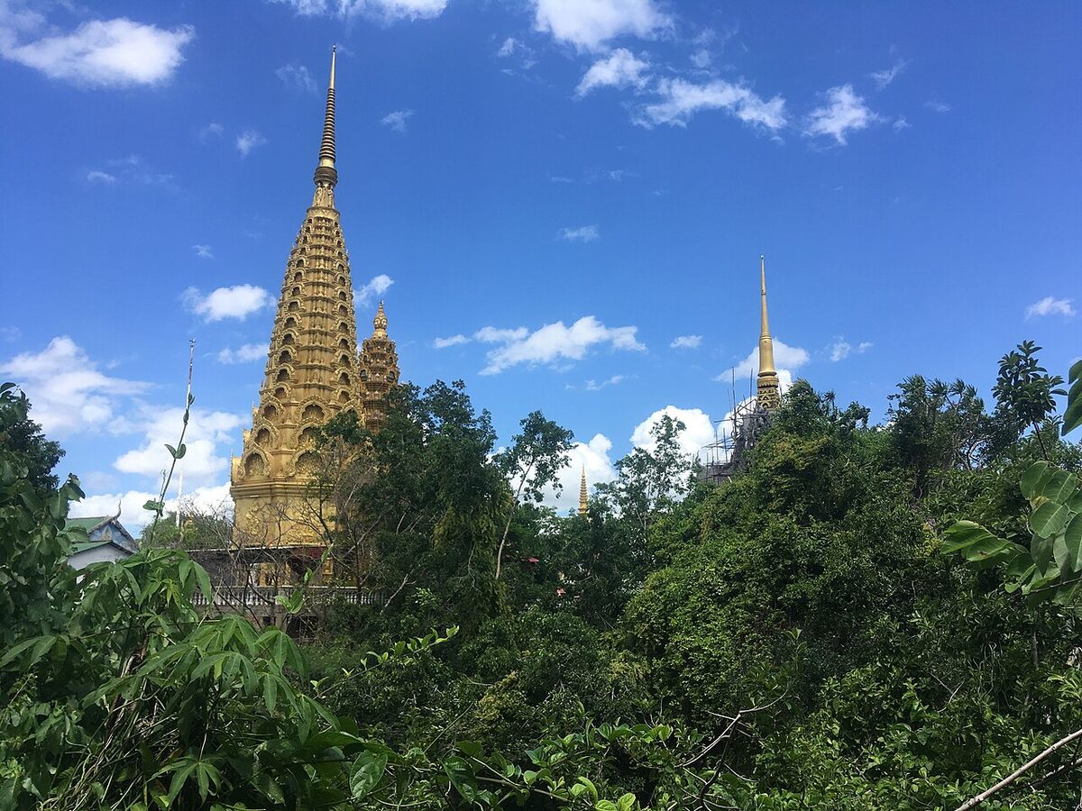Phnom Sampeau temple near Battambang