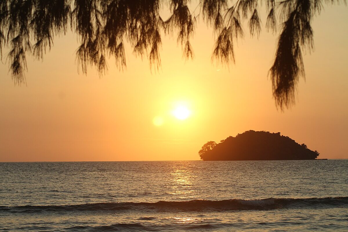 Sihanoukville coast, destination for a private transfer from Phnom Penh
