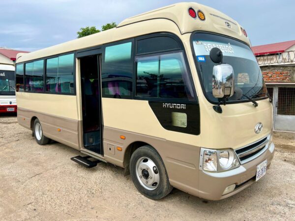 Bus 23 Seat Rental with driver in Phnom Penh City - Image 4