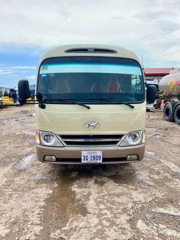 Bus 23 Seat Rental with driver in Phnom Penh City - Image 8